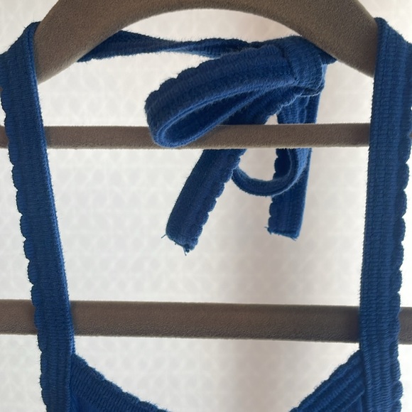 American Eagle Halter top - Picture 3 of 4